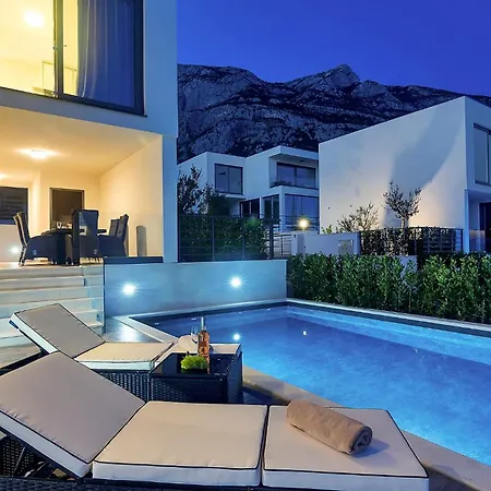 Villa Nera-selina *