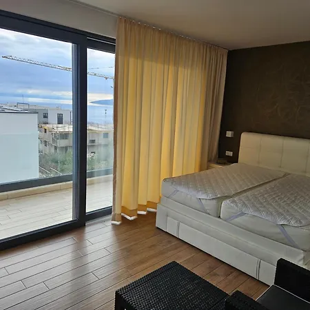 Nera-selina Villa Makarska