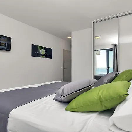 ヴィラ Nera-selina *