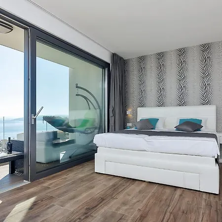 Nera-selina * Makarska