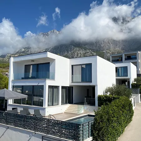 ヴィラ Nera-selina マカルスカ